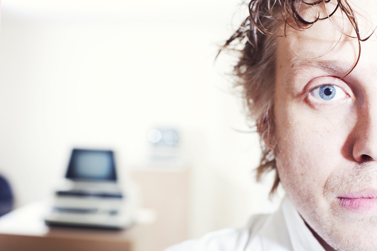 阿里通讯实名账号：流量卡在智能家居、教育和医疗等领域的应用效果